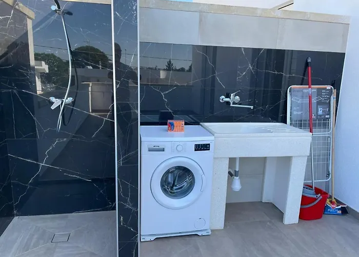 Elite Luxury Aparthotel