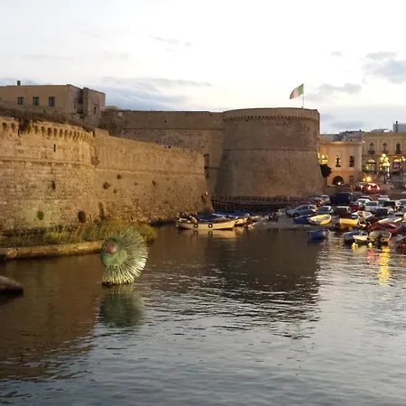 Lägenhetshotell Elite Luxury 4*