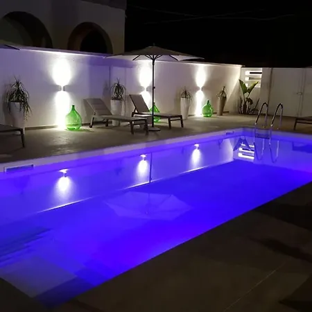 Elite Luxury Lägenhetshotell Torre Suda