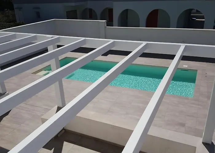 Elite Luxury 4* Torre Suda