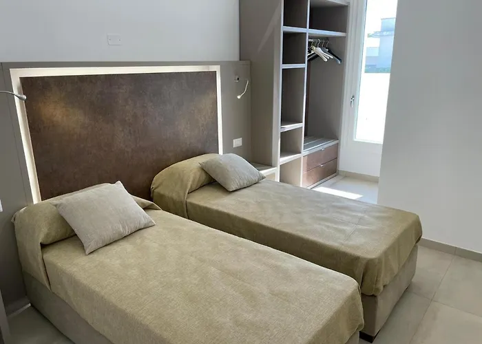 Elite Luxury Aparthotel 4*