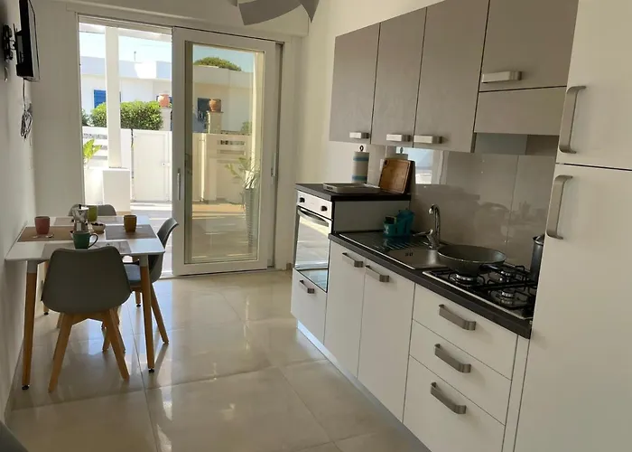 Elite Luxury Aparthotel 4*